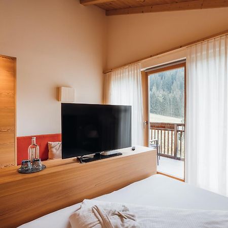 Guesthouse St Nikolaus อุลติโม ภายนอก รูปภาพ